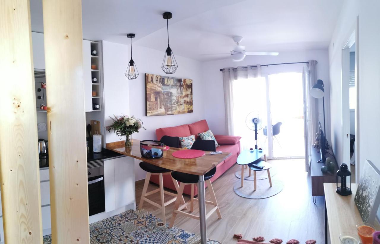 Apartamento Бенидорм Екстериор снимка