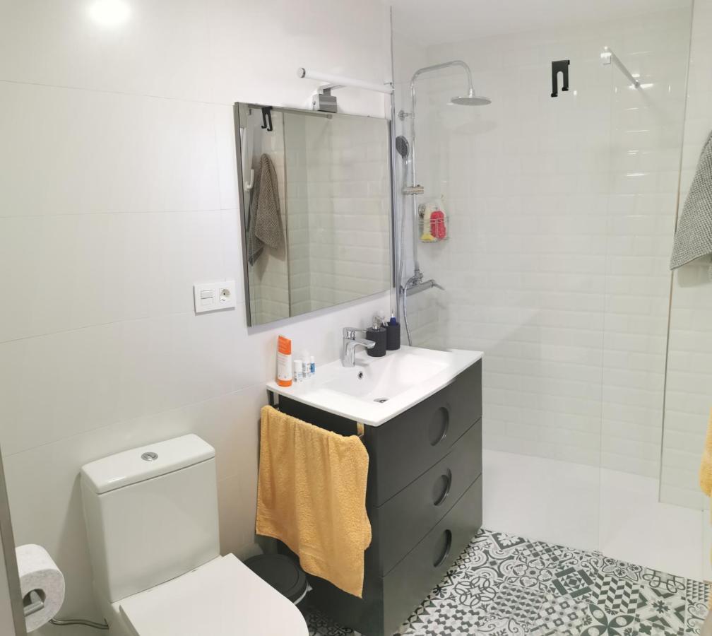 Apartamento Бенидорм Екстериор снимка