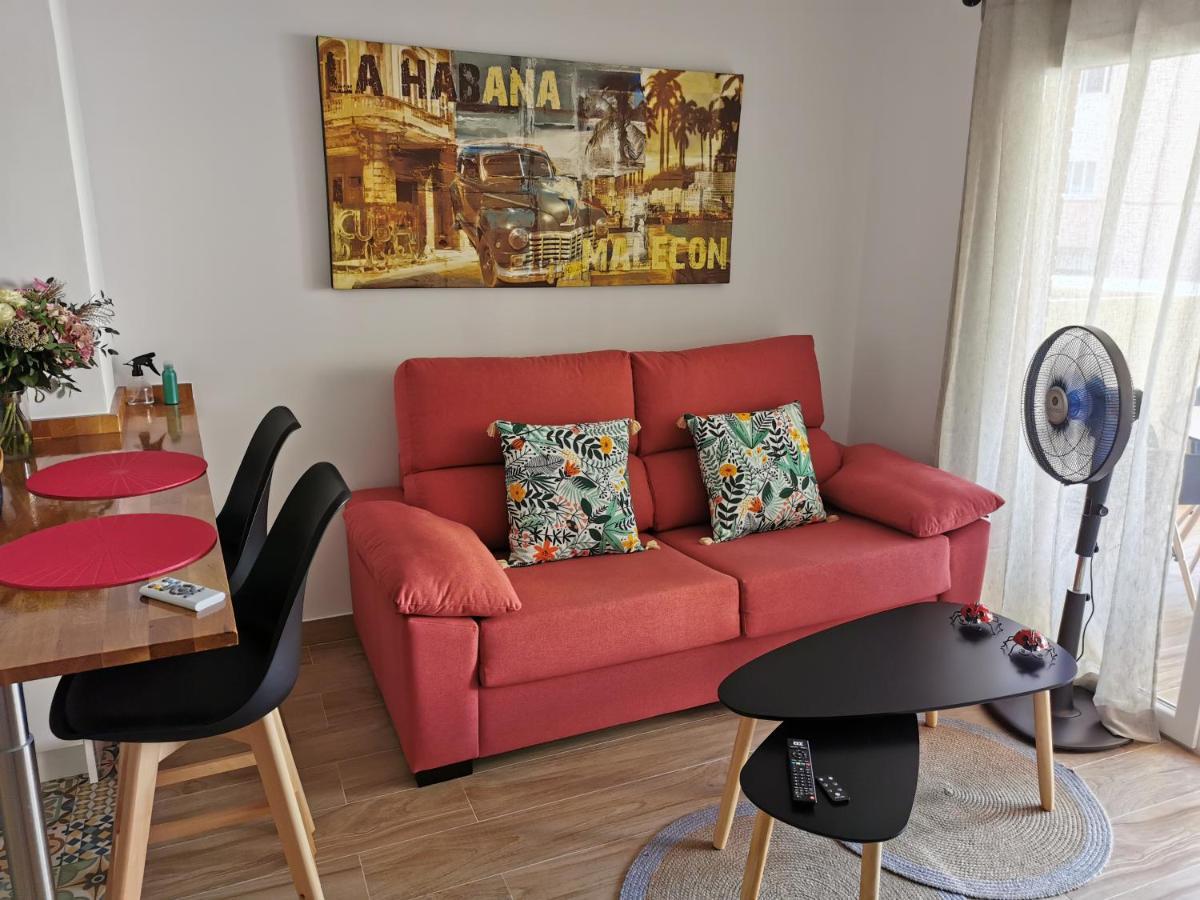 Apartamento Бенидорм Екстериор снимка