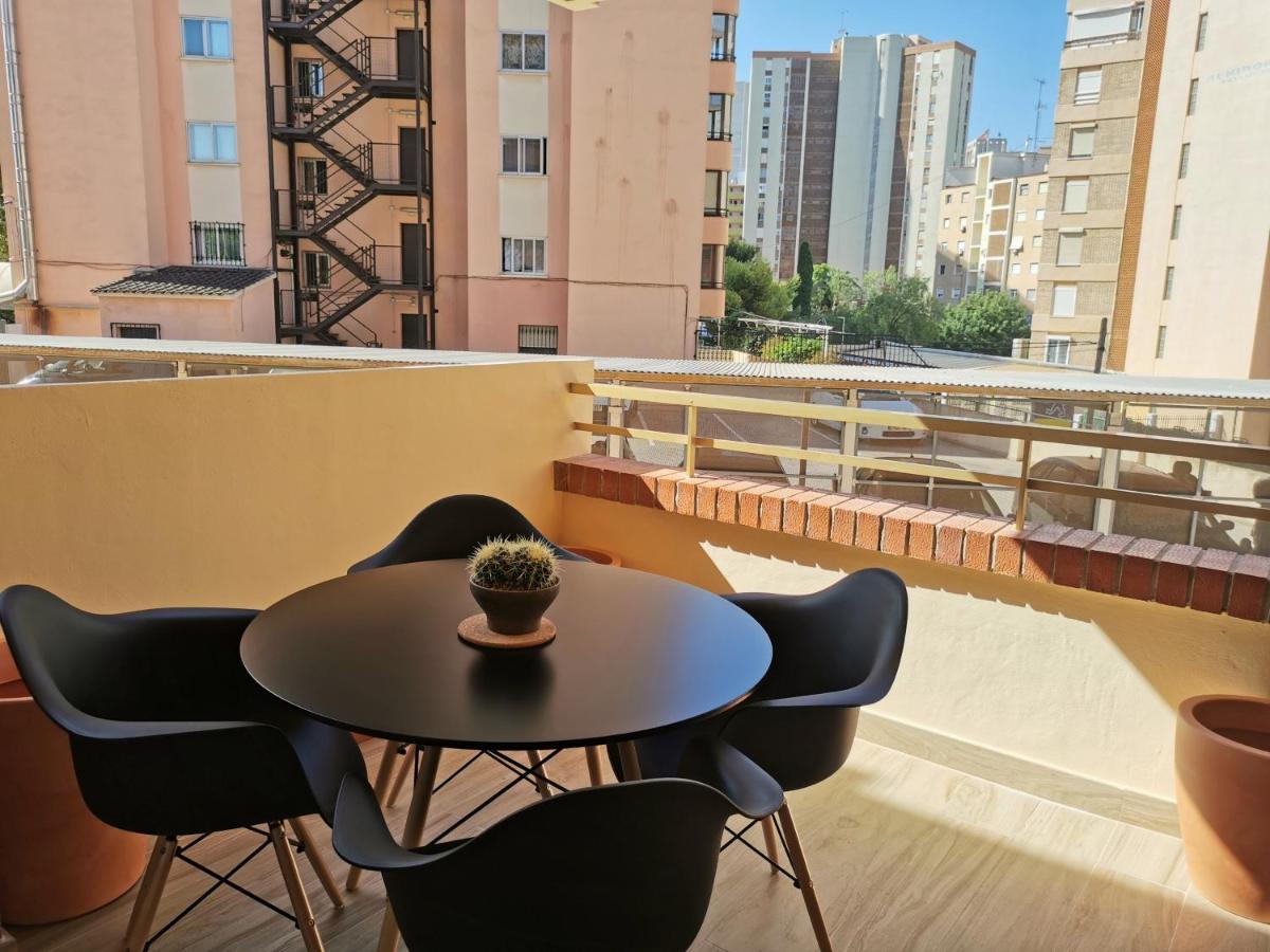 Apartamento Бенидорм Екстериор снимка