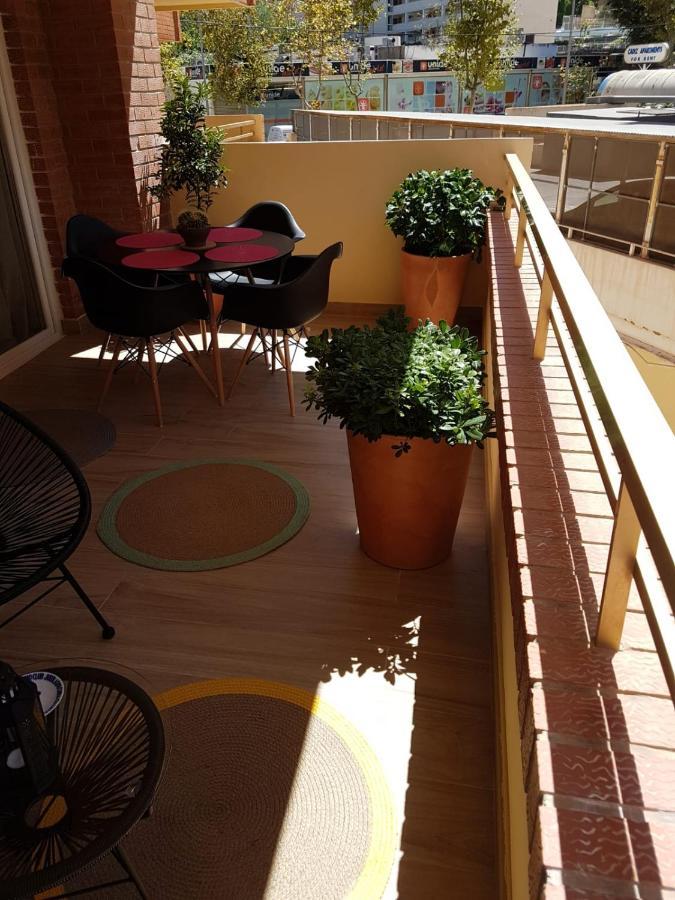 Apartamento Бенидорм Екстериор снимка